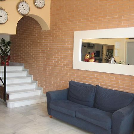 Hostal Madruga Elche Eksteriør bilde